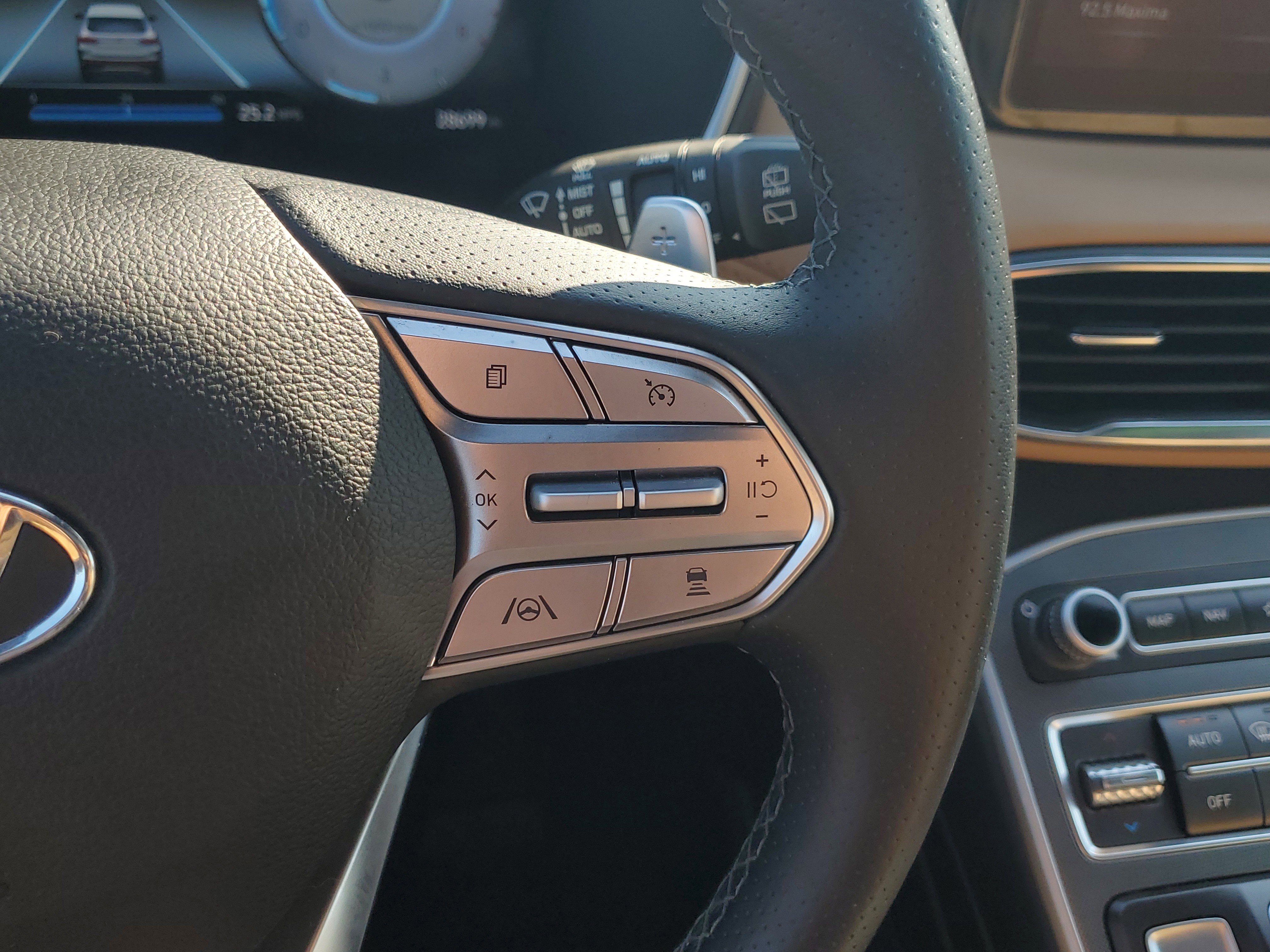 Used 2023 Hyundai Santa Fe Calligraphy image 26