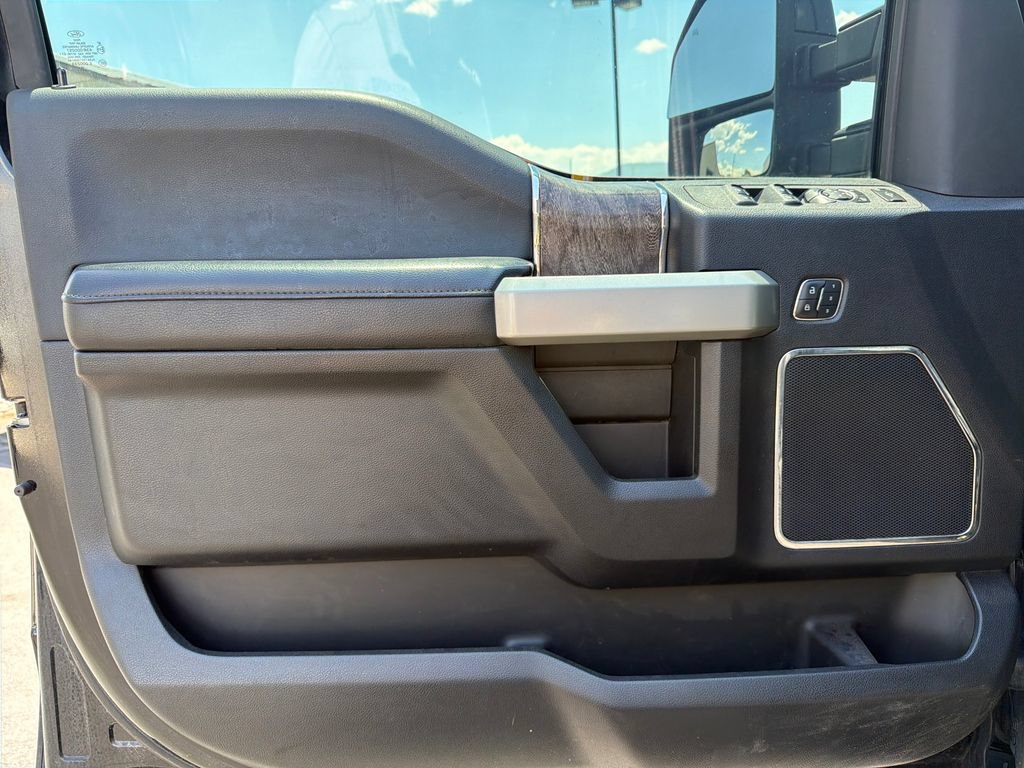 Certified 2017 Ford F350 Lariat w/ Lariat Value Package AWD/4WD image 43