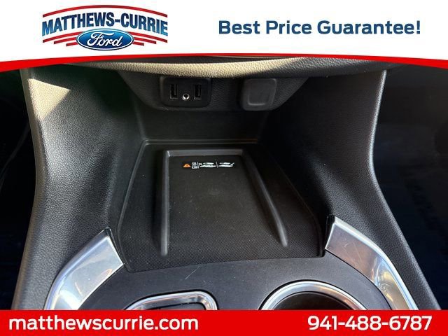 Used 2022 Chevrolet Traverse LT image 21