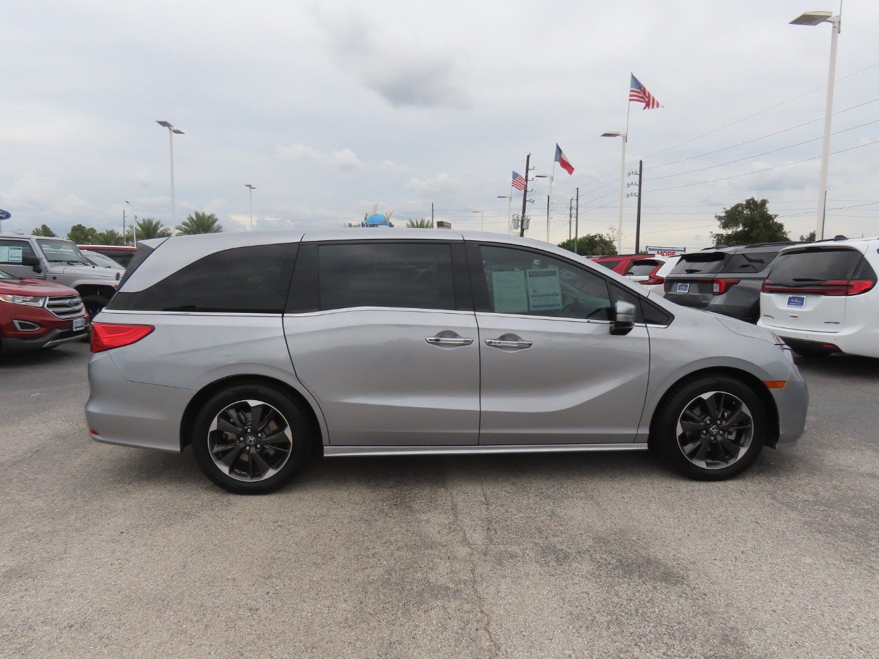 Used 2023 Honda Odyssey Elite image 10
