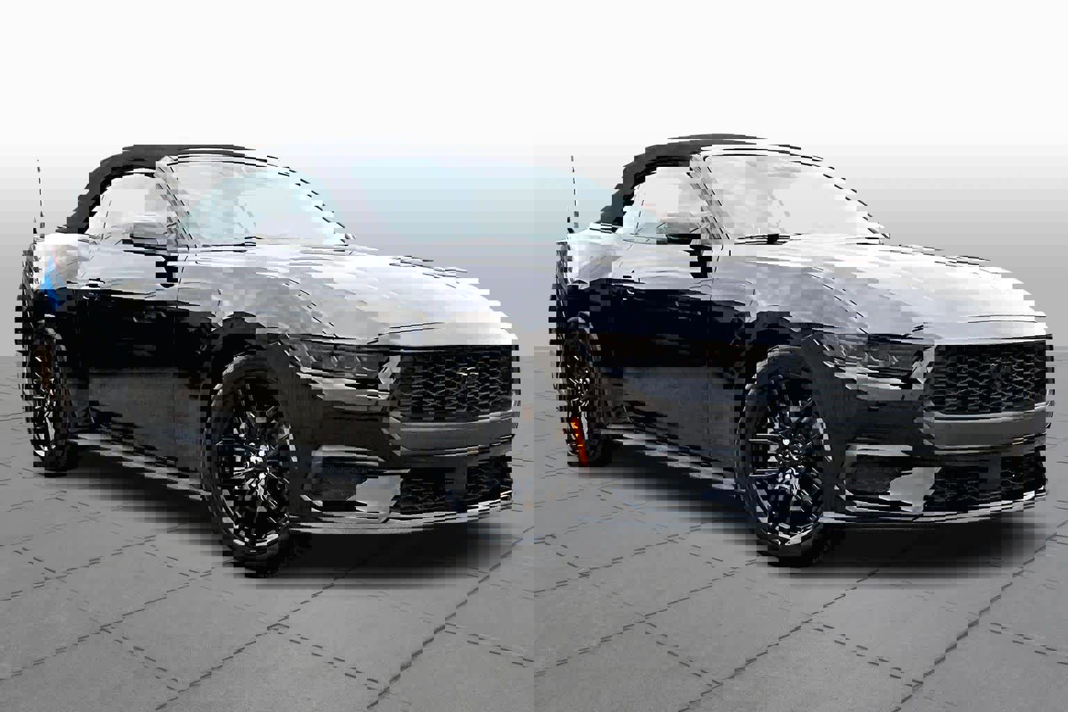 Certified 2025 Ford Mustang Premium image 3