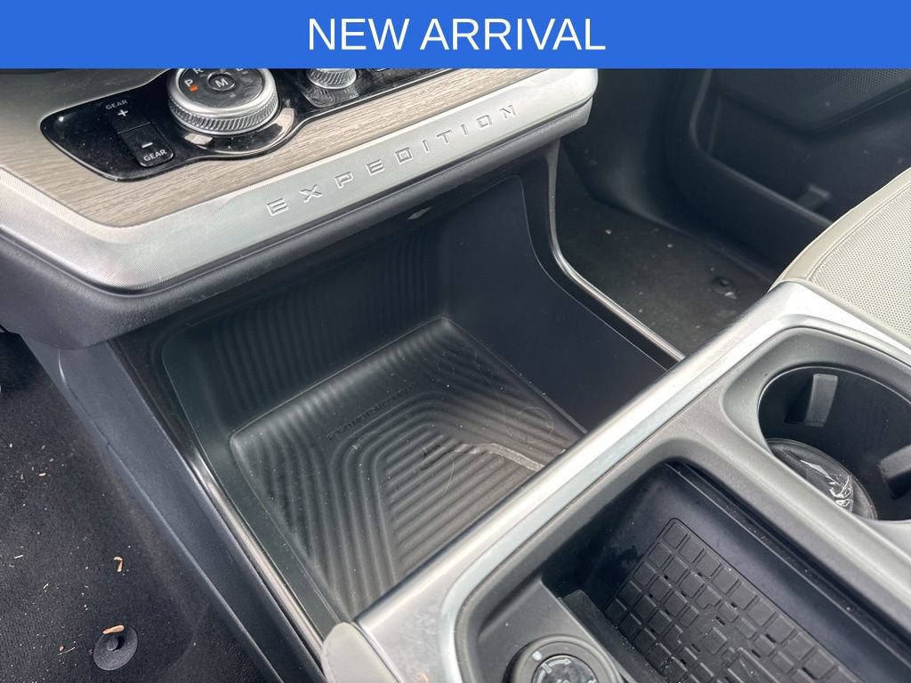 Certified 2025 Ford Expedition Platinum AWD/4WD image 22