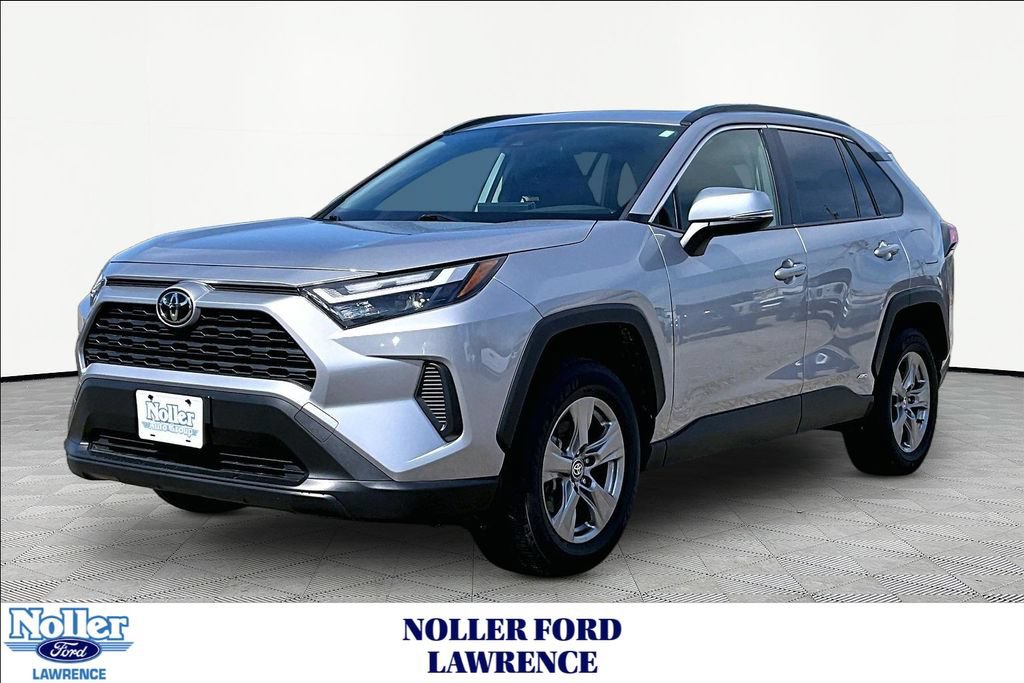 Used 2025 Toyota RAV4 XLE w/ Convenience Package