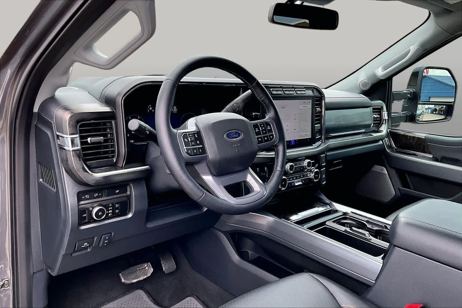Certified 2024 Ford F250 Lariat w/ Lariat Ultimate Package AWD/4WD image 18
