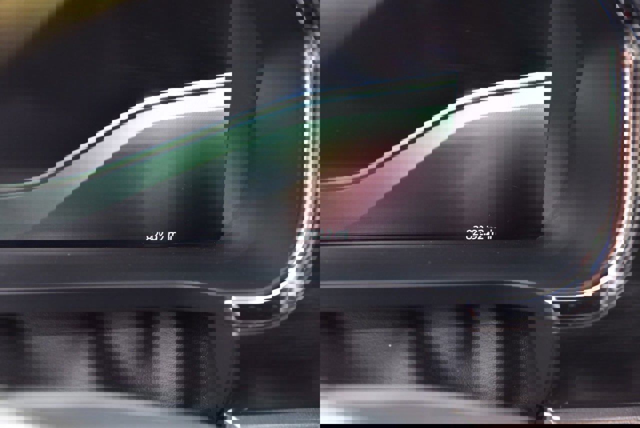 Certified 2025 Ford F150 Lariat w/ Equipment Group 501A Mid image 9