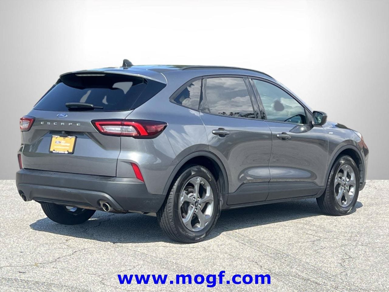 Certified 2025 Ford Escape ST-Line FWD image 3