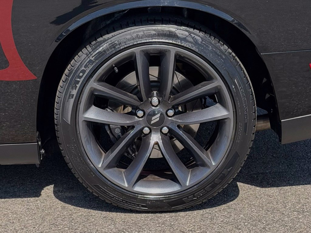 Used 2019 Dodge Challenger GT w/ Plus Package RWD image 11