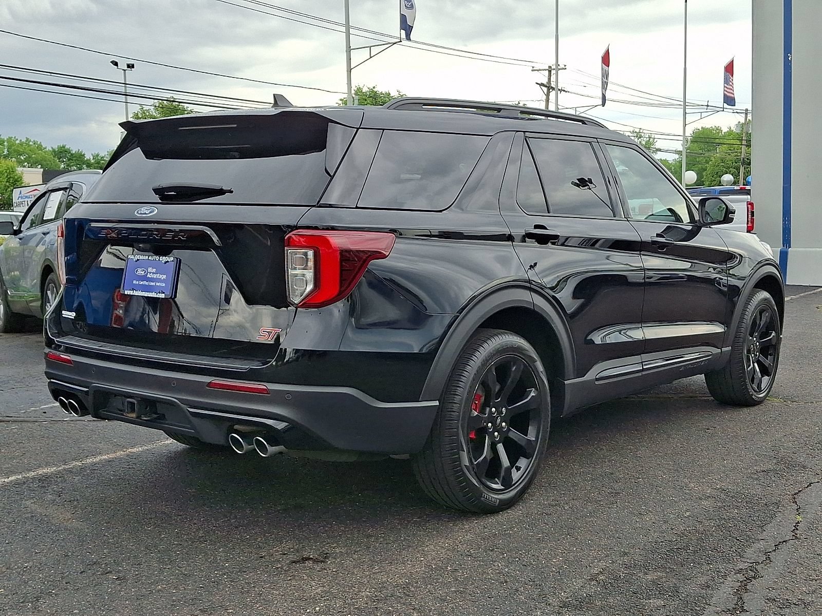Certified 2023 Ford Explorer ST w/ Equipment Group 401A AWD/4WD image 7