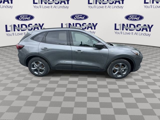 Certified 2025 Ford Escape ST-Line w/ Tech Pack #1 image 8