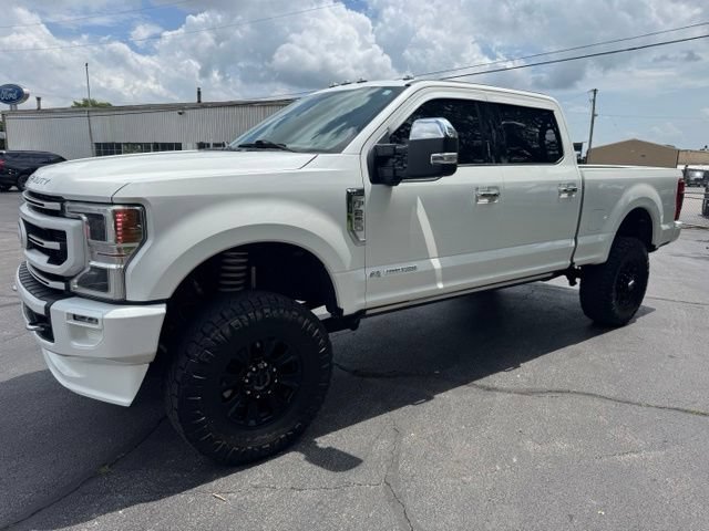 Certified 2021 Ford F250 Platinum w/ FX4 Off-Road Package AWD/4WD image 2