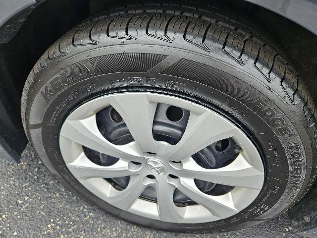 Used 2024 Toyota Corolla LE FWD image 9