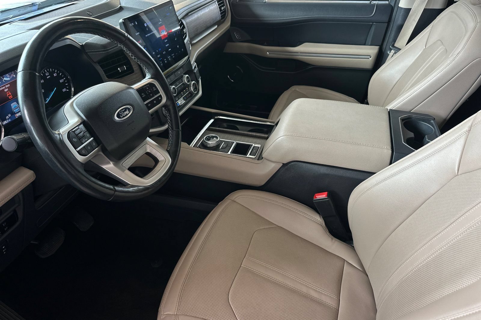 Certified 2024 Ford Expedition Max Limited RWD image 9