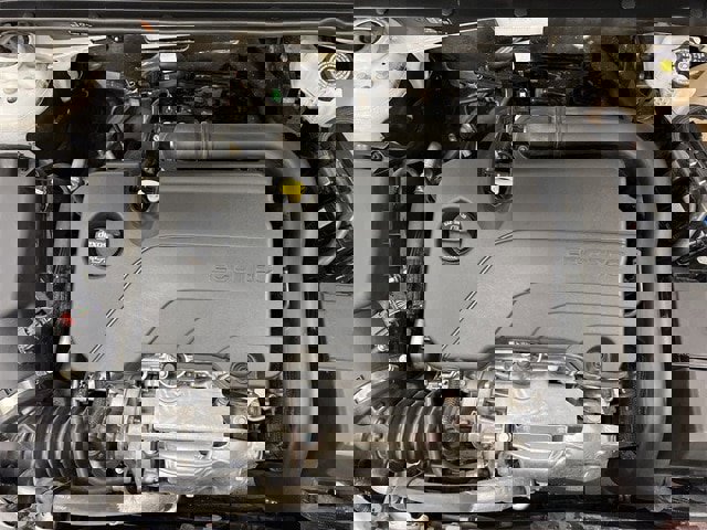 Used 2024 Chevrolet Malibu LT image 11