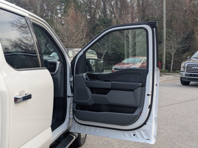 Certified 2022 Ford F150 XLT w/ Equipment Group 302A High image 34