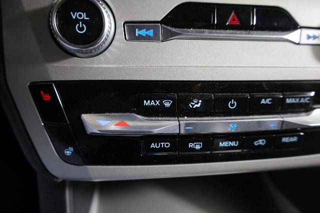 Certified 2024 Ford Explorer XLT w/ Equipment Group 202A AWD/4WD image 19