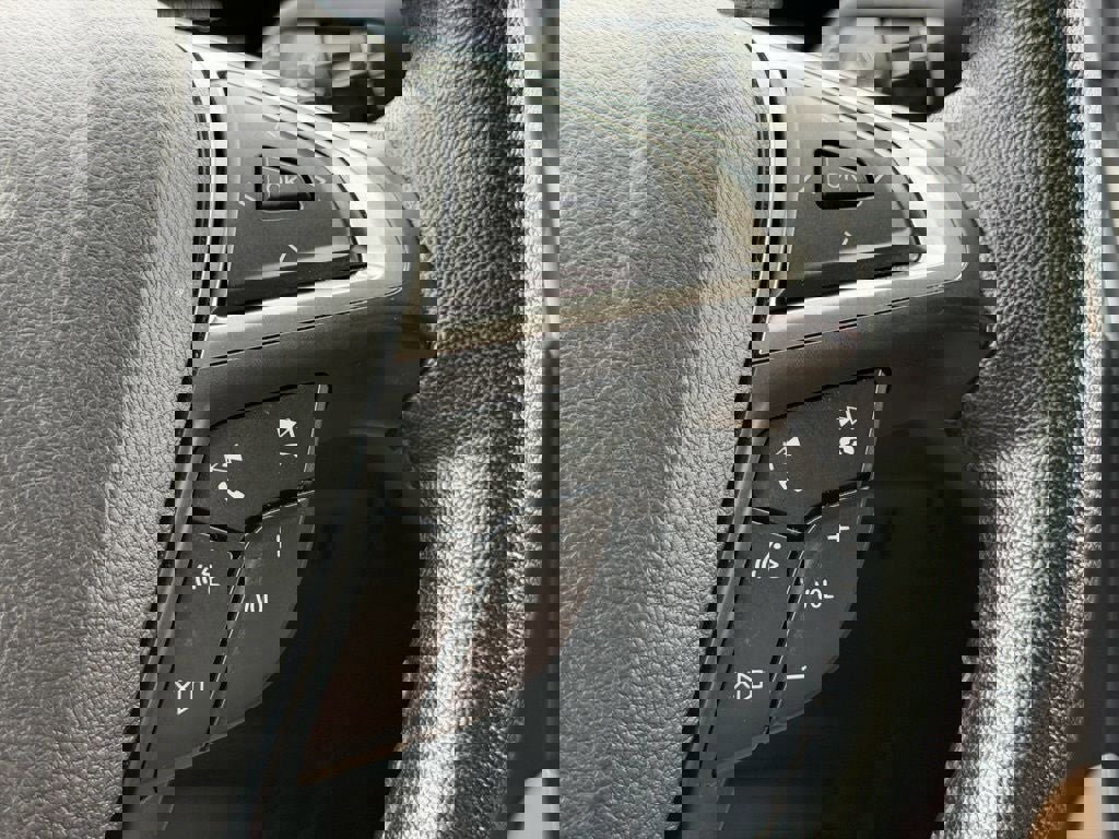 Certified 2023 Ford Edge SEL image 26