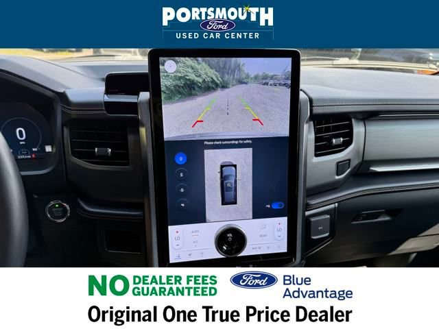 Certified 2024 Ford Expedition Platinum image 18