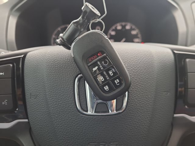 Used 2025 Honda Odyssey EX-L image 38