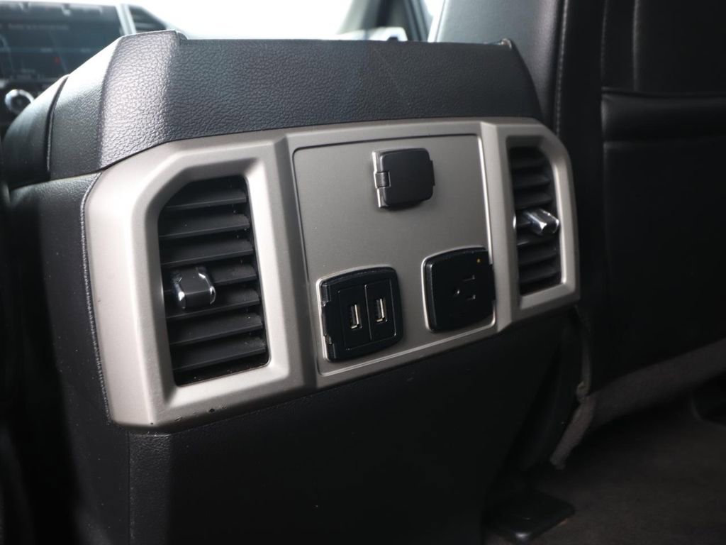 Certified 2018 Ford F250 Lariat w/ Lariat Ultimate Package image 12