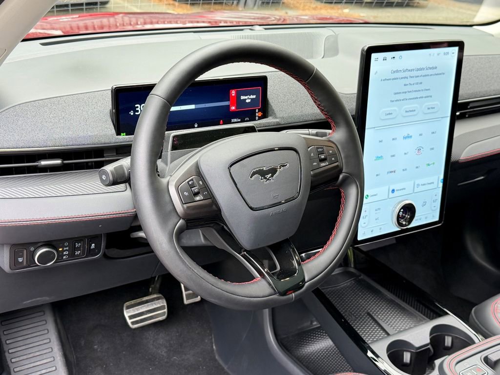 Certified 2025 Ford Mustang Mach-E Premium w/ Sport Appearance Package AWD/4WD image 18