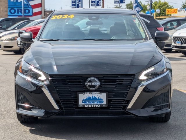 Used 2024 Nissan Altima 2.5 SV FWD image 9