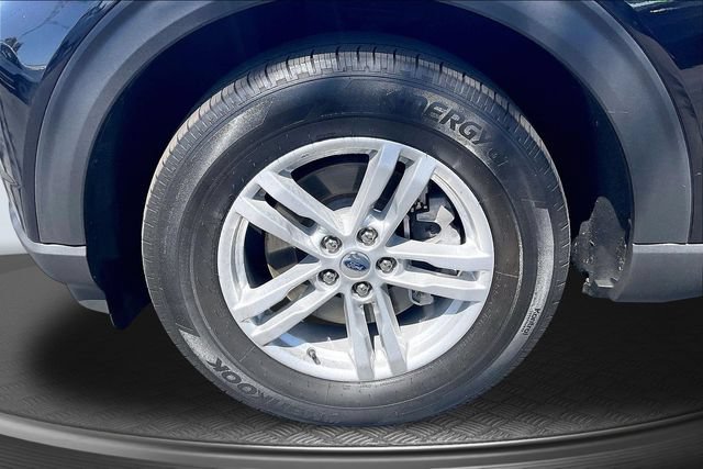 Certified 2024 Ford Explorer XLT w/ Equipment Group 202A RWD image 8