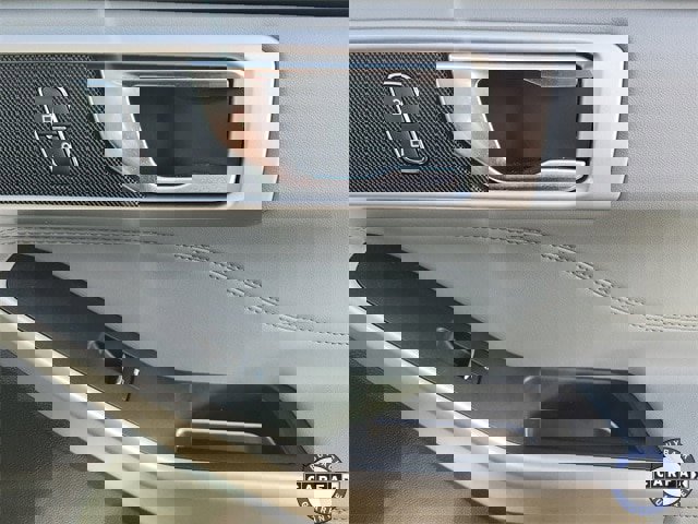 Certified 2023 Ford Explorer XLT w/ Equipment Group 202A image 34