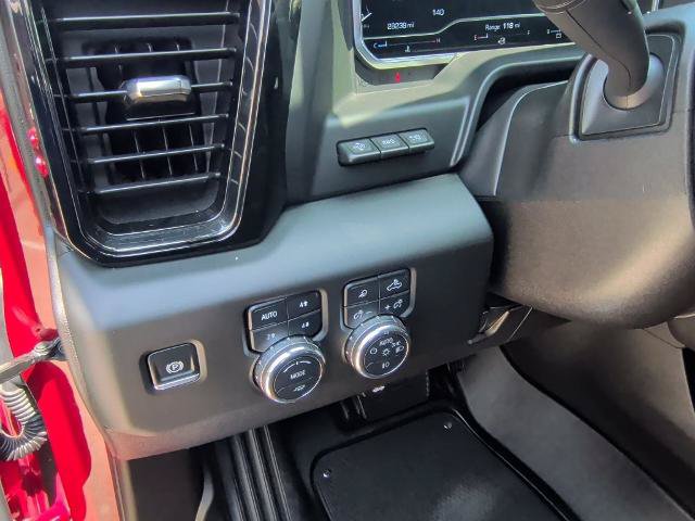 Used 2024 GMC Sierra 2500 AT4 w/ AT4 Premium Plus Package AWD/4WD image 24