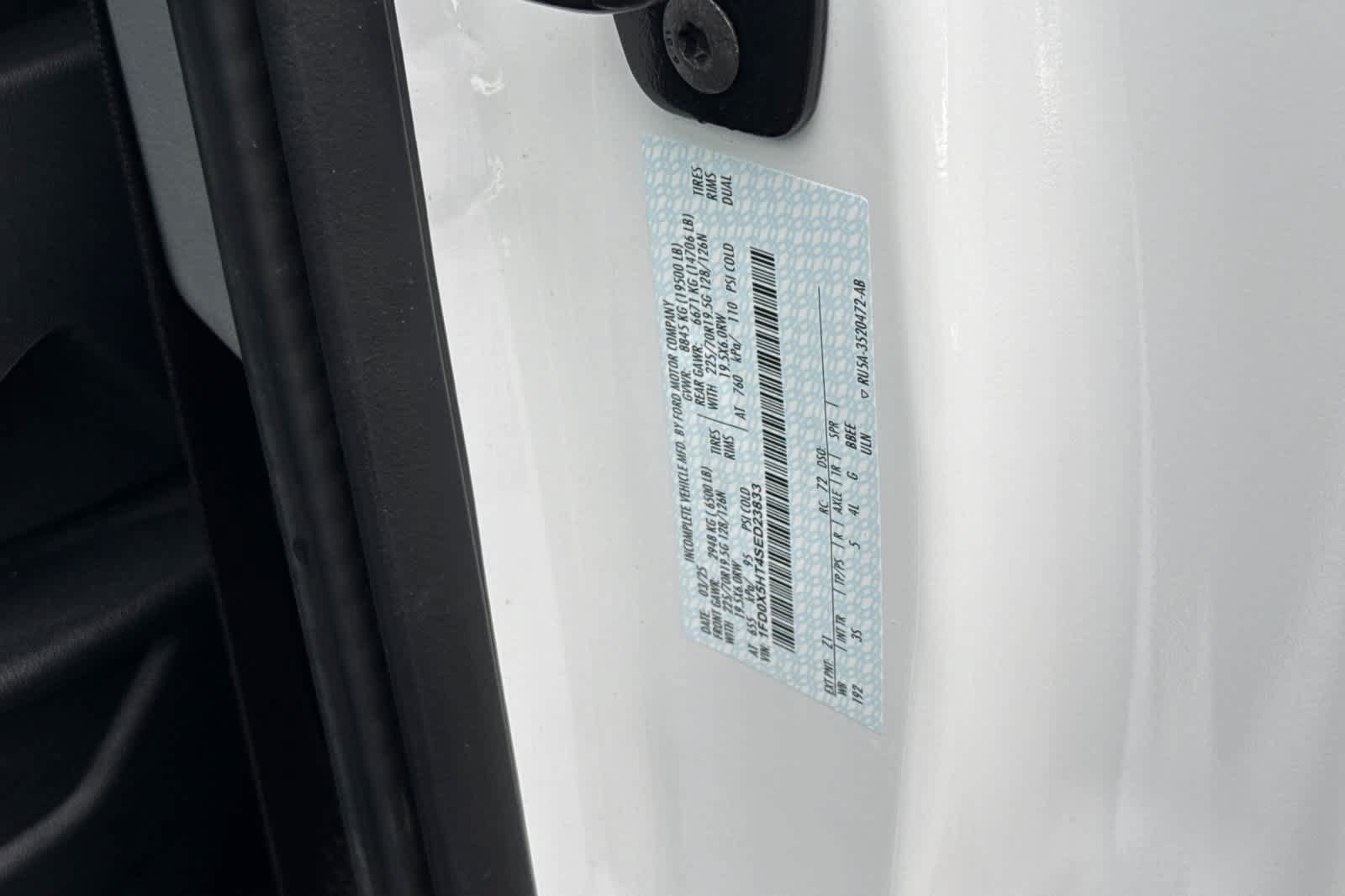 Certified 2025 Ford F550 4x4 SuperCab Super Duty w/ XLT Value Package image 31