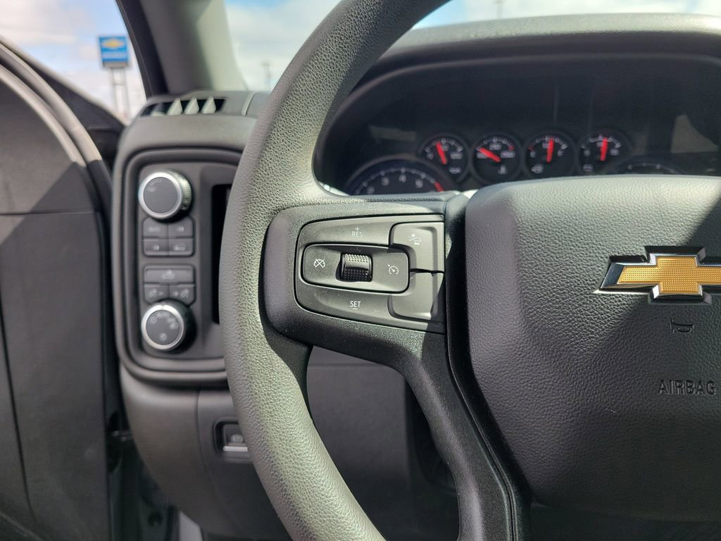 Used 2023 Chevrolet Silverado 1500 Custom image 24