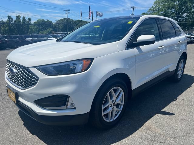 Certified 2023 Ford Edge SEL w/ Convenience Package AWD/4WD image 3