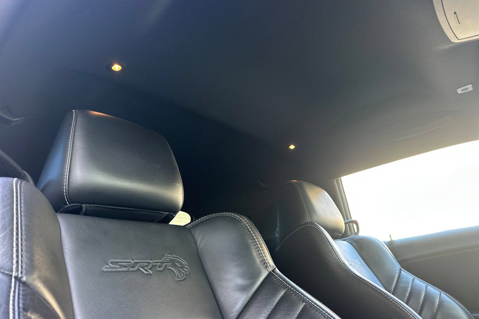 Used 2018 Dodge Challenger SRT Hellcat RWD image 19