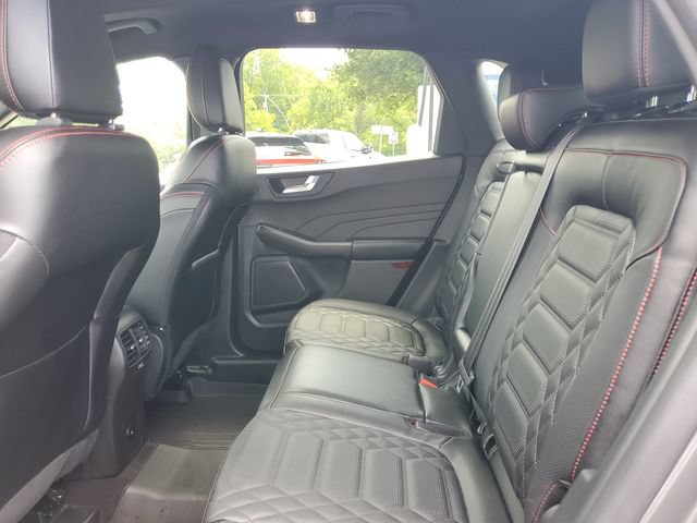 Certified 2024 Ford Escape ST-Line Elite w/ Premium Technology Package AWD/4WD image 31