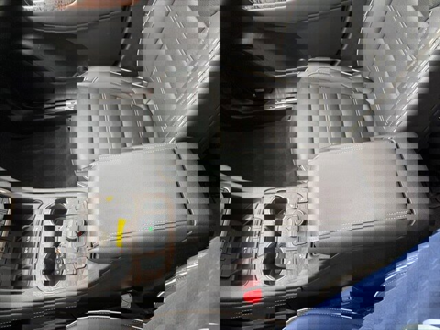 Used 2023 GMC Acadia Denali w/ Denali Technology Package image 21