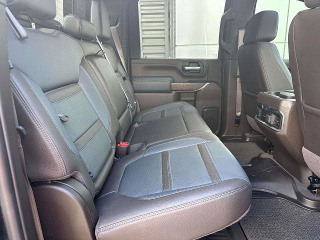 Used 2021 GMC Sierra 2500 Denali w/ Denali Black Diamond Edition AWD/4WD image 9