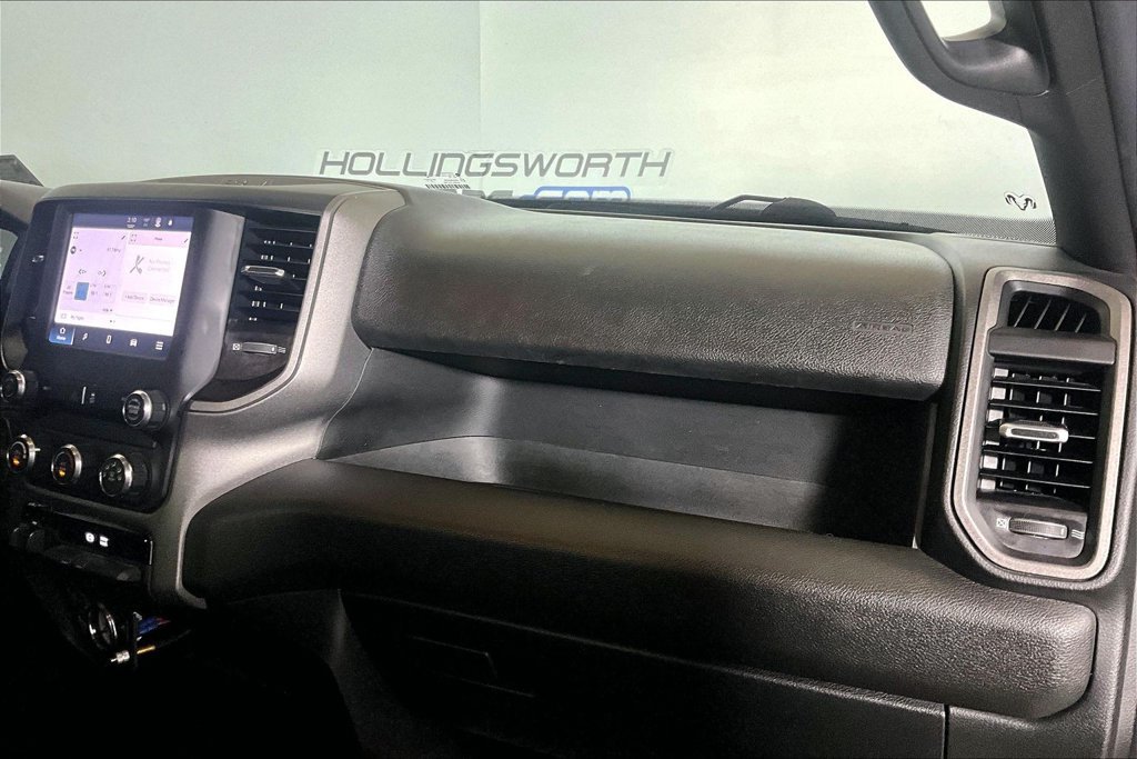 Used 2022 RAM 2500 Tradesman w/ Chrome Appearance Group AWD/4WD image 12