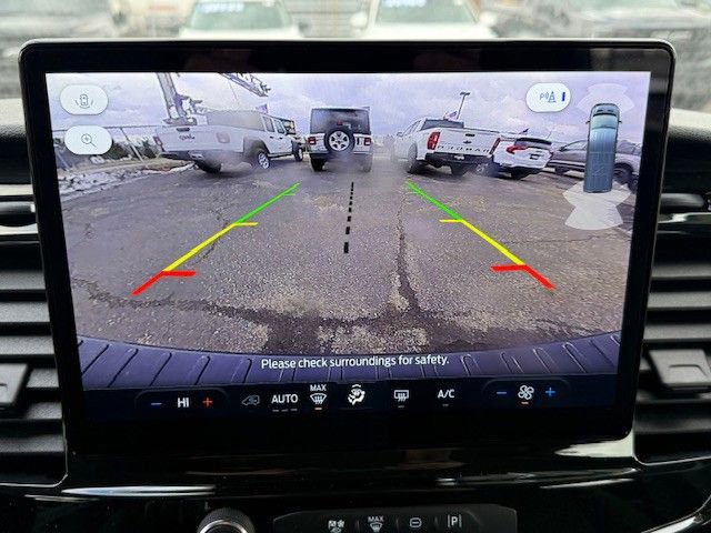 Certified 2024 Ford Transit 350 XLT RWD image 34
