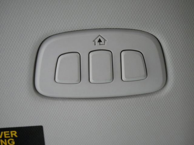 Certified 2025 Ford Escape Platinum image 24