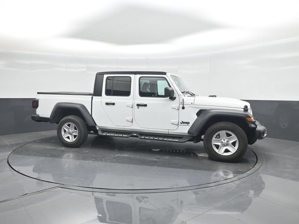Used 2023 Jeep Gladiator Sport AWD/4WD image 11