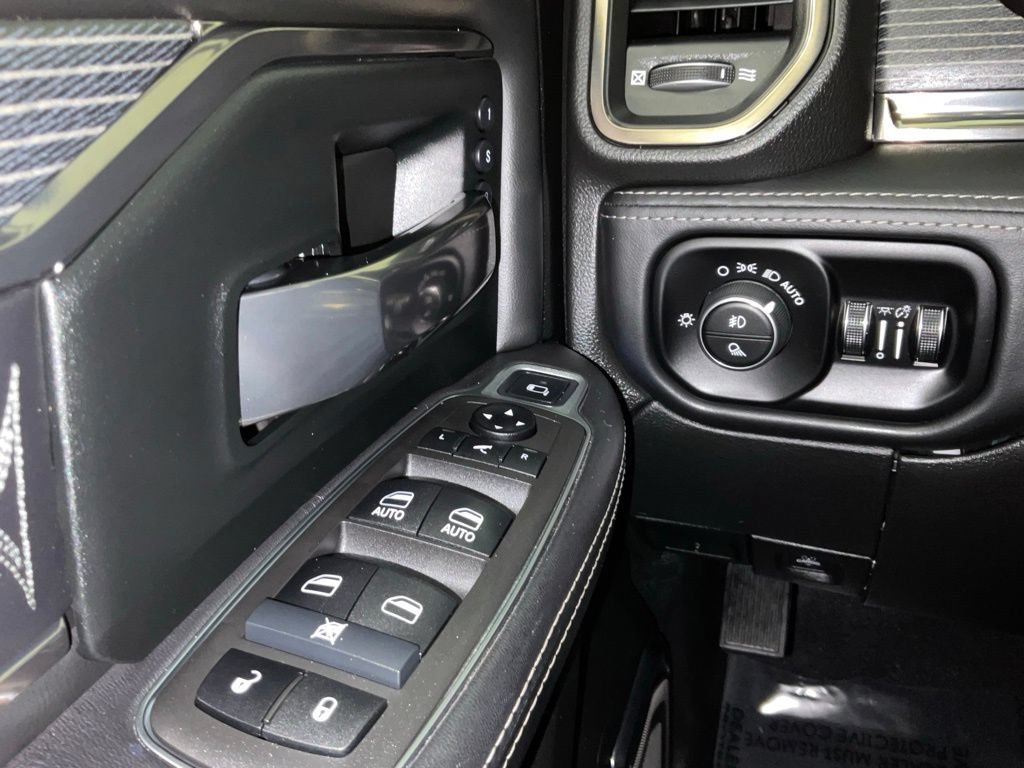 Used 2021 RAM 3500 Limited AWD/4WD image 21