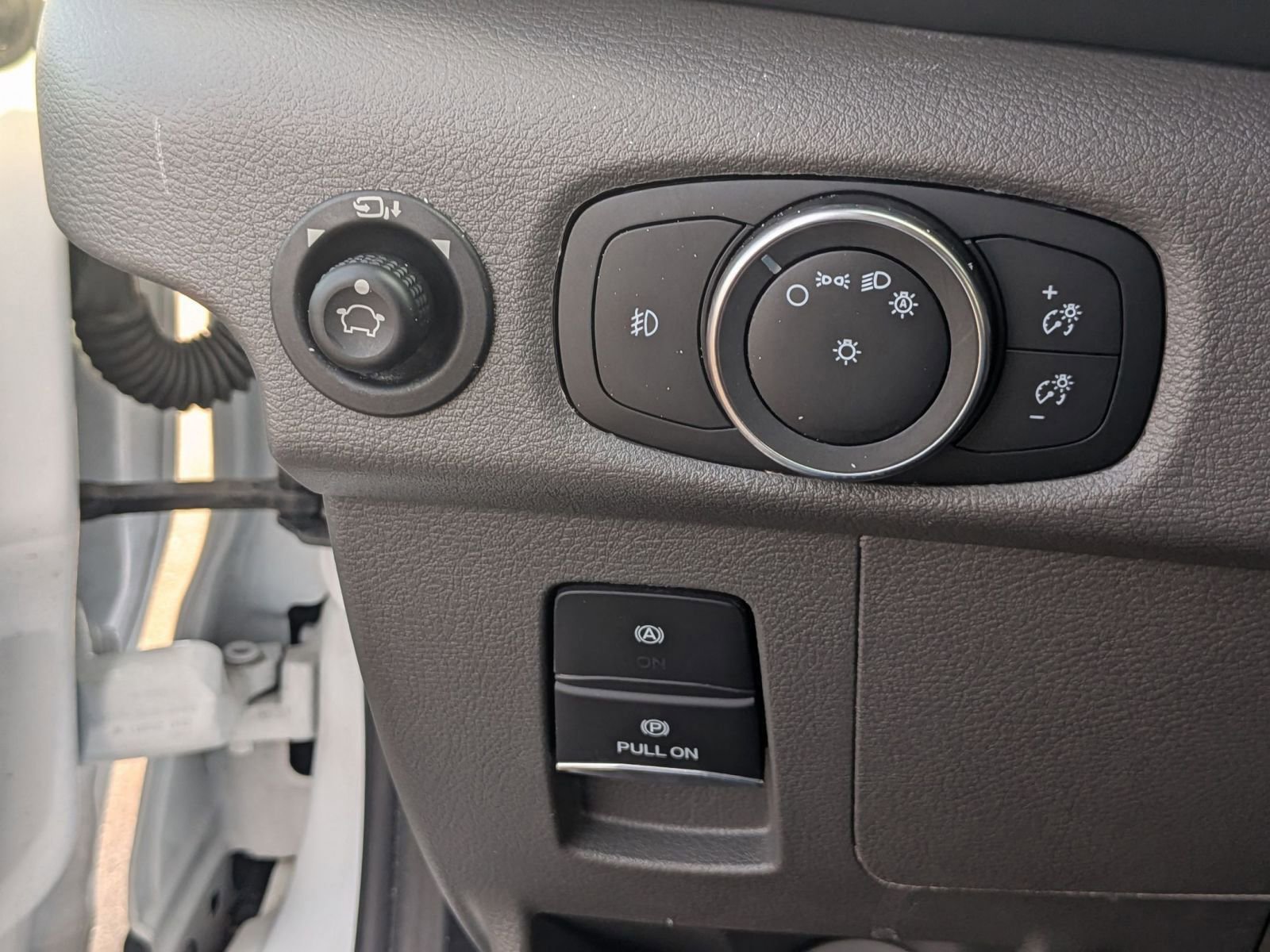 Certified 2024 Ford Transit 350 XLT RWD image 18