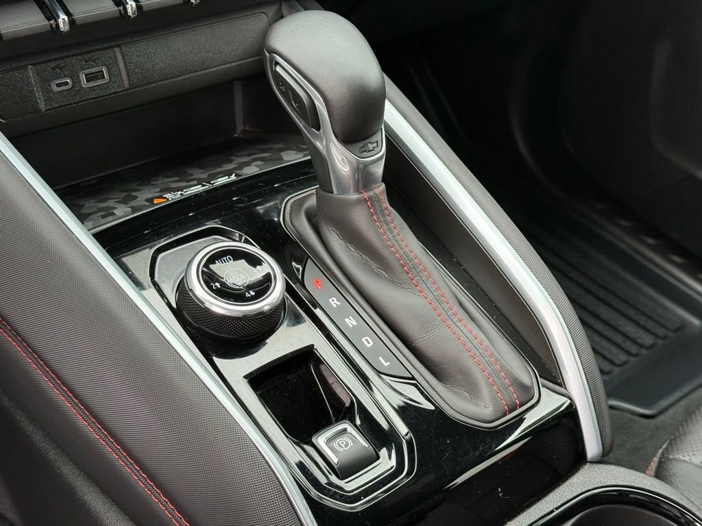 Used 2023 Chevrolet Colorado Z71 w/ Z71 Convenience Package 2 image 10