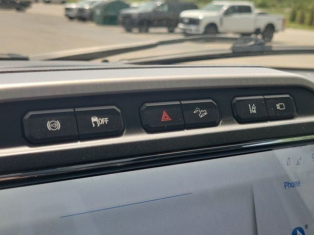 Certified 2022 Ford F350 Platinum AWD/4WD image 20