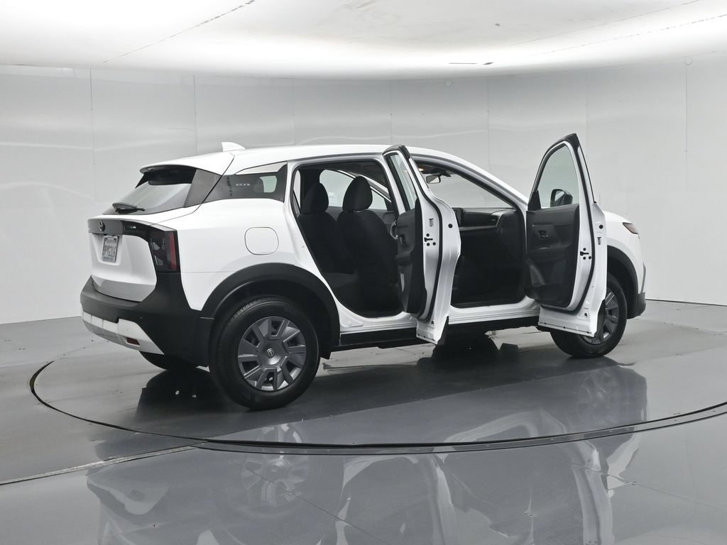 Used 2025 Nissan Kicks S FWD image 6