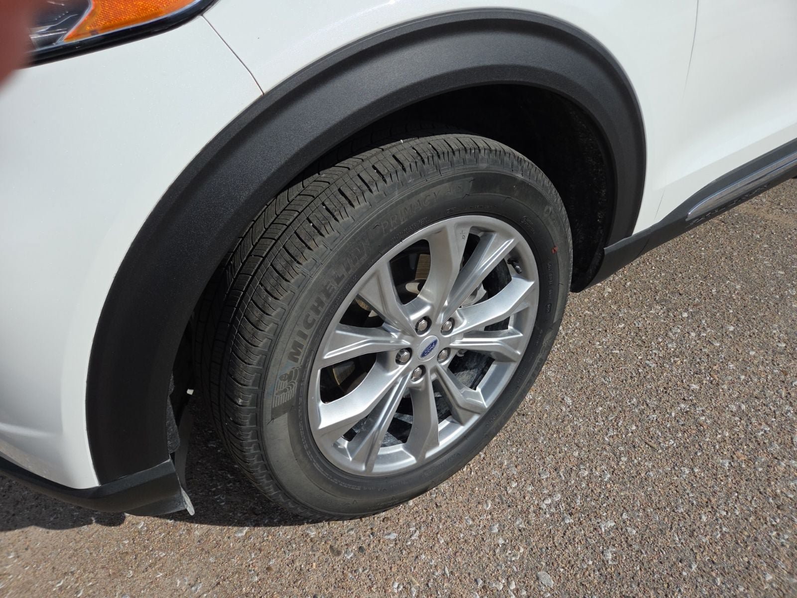 Certified 2023 Ford Explorer XLT w/ Equipment Group 202A AWD/4WD image 8