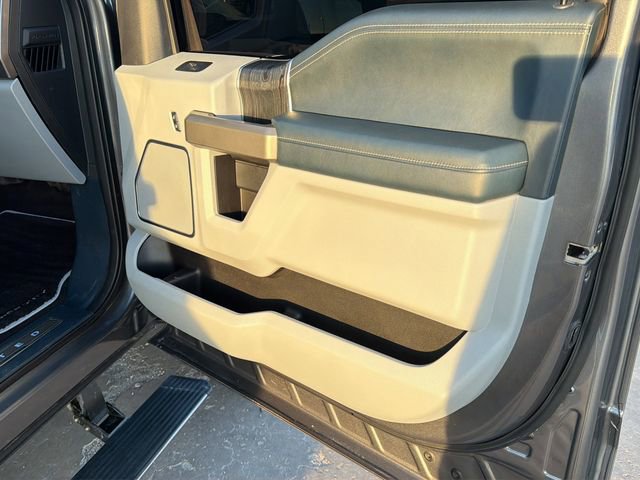 Certified 2022 Ford F450 Limited w/ FX4 Off-Road Package image 11
