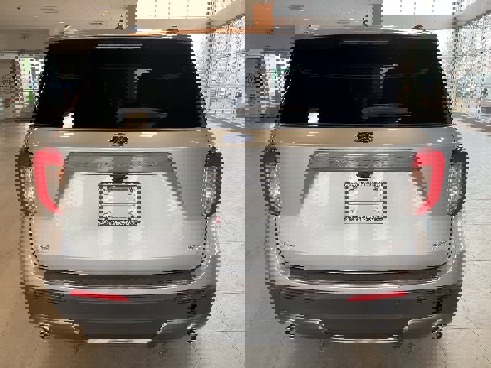 Certified 2023 Ford Explorer XLT w/ Equipment Group 202A image 4