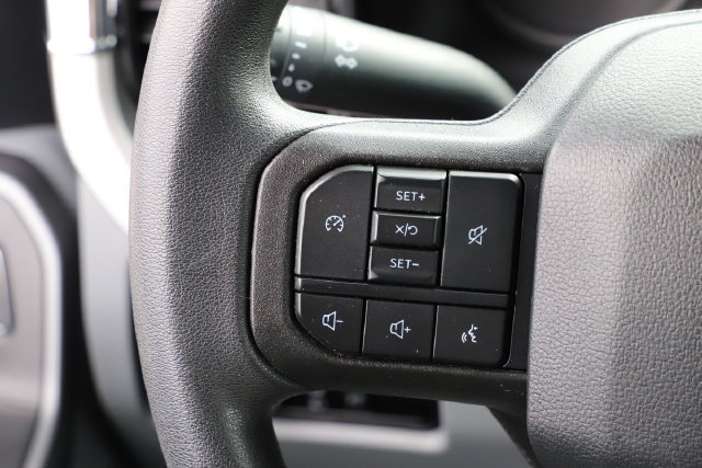 Certified 2025 Ford F350 XLT AWD/4WD image 23