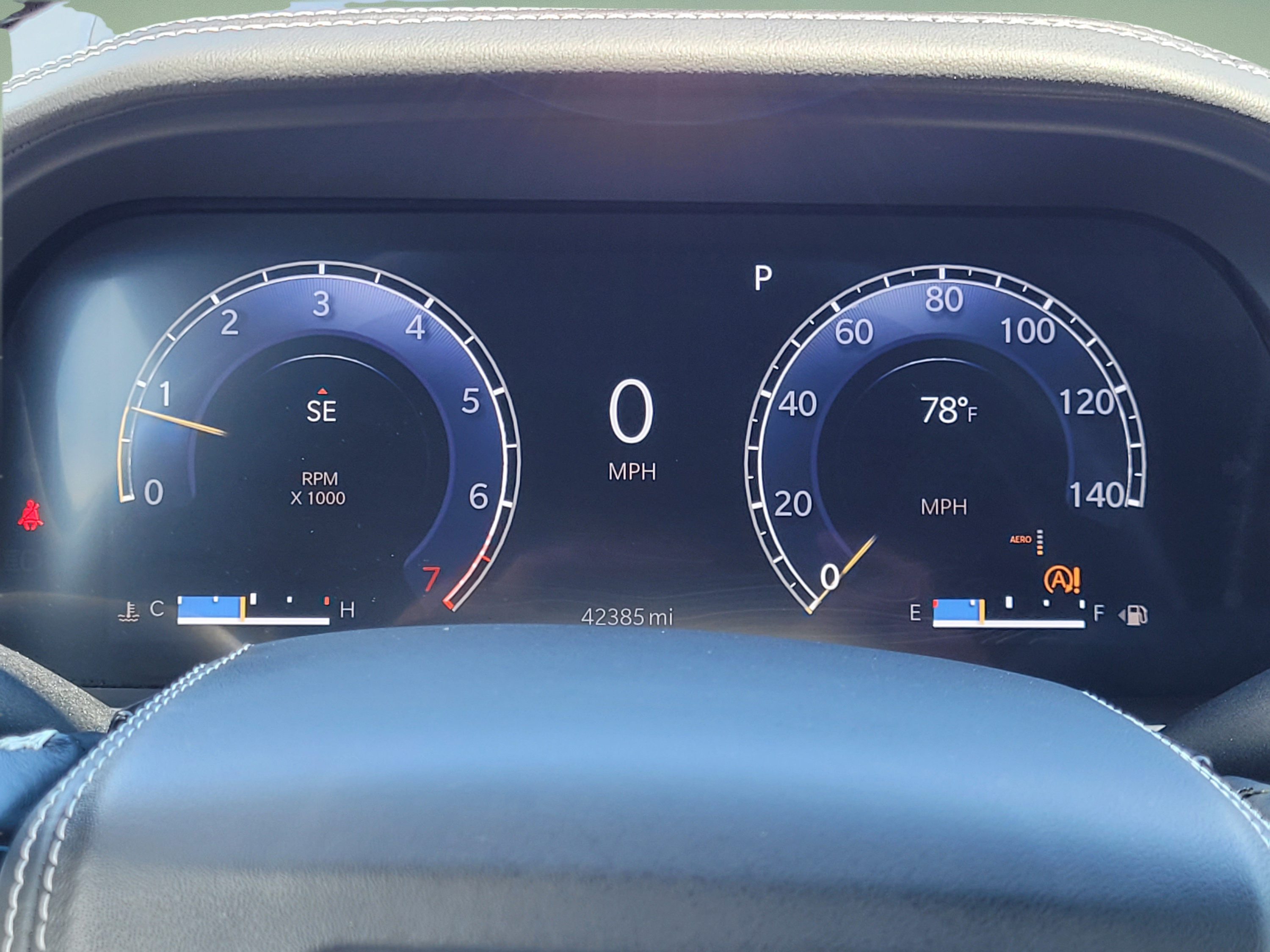 Used 2022 Jeep Grand Cherokee Overland w/ Luxury Tech Group IV AWD/4WD image 21