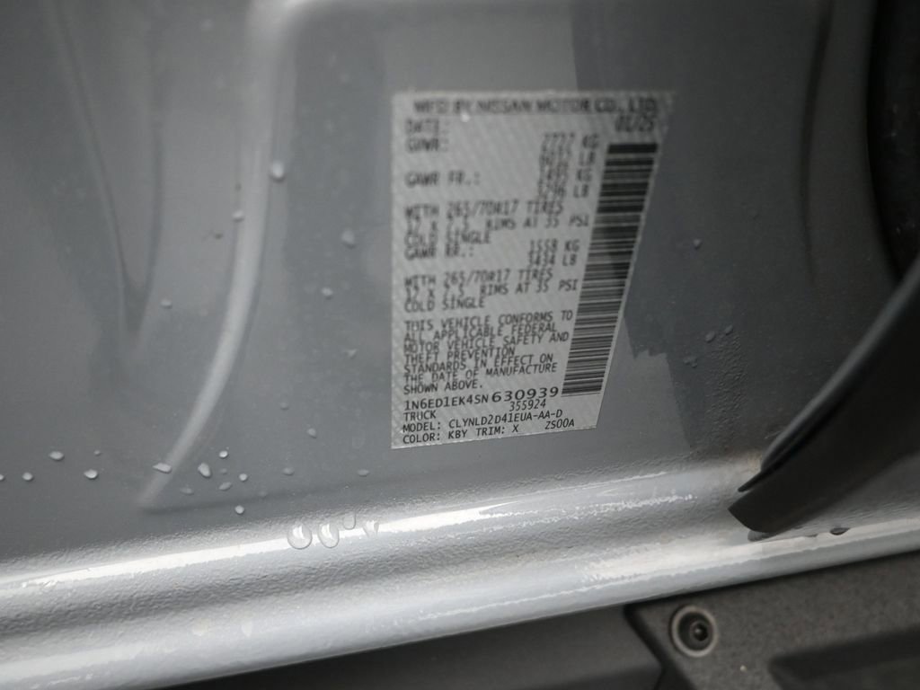 Used 2025 Nissan Frontier PRO-4X image 16